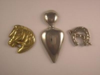 Přívěsky a zdobení